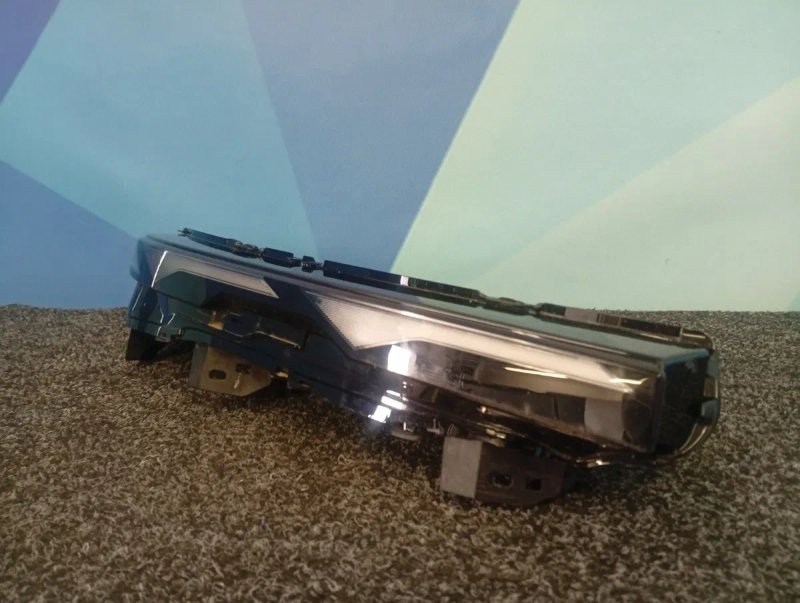 Фара передня права BMW XM G09 БМВ ХМ Г09 розборка шрот запчастини 9880472  Фара передняя правая — фото 3