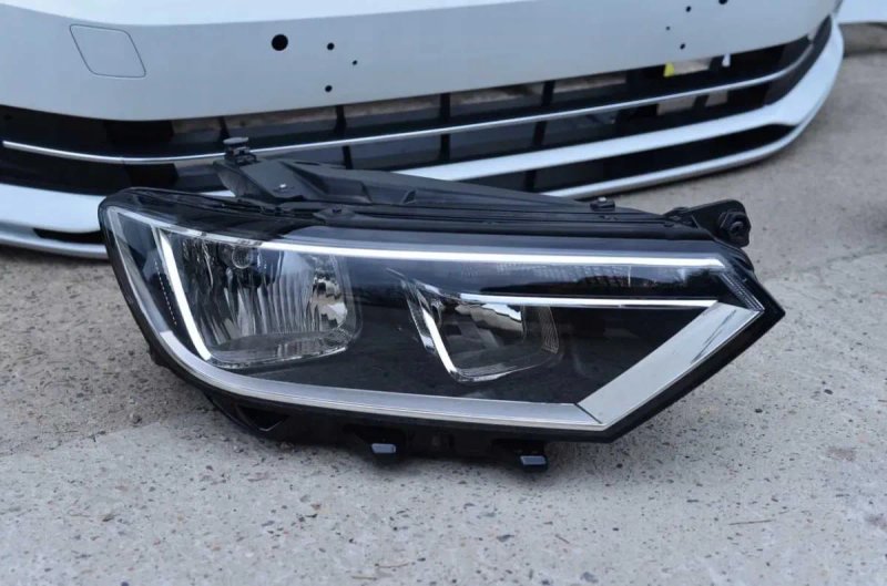 Фари передні Volkswagen Passat B8 Фара права або ліва EU USA разборка — фото 6