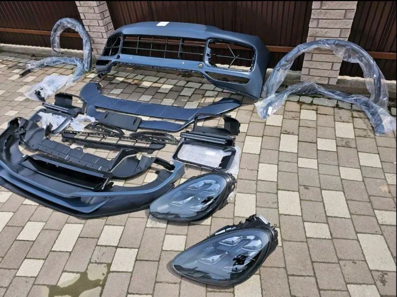 Фары Porsche Cayenne Panamera Macan  Бампера обвесы  капот дверь радиаторы крышка багажника панель радиаторов — фото 8