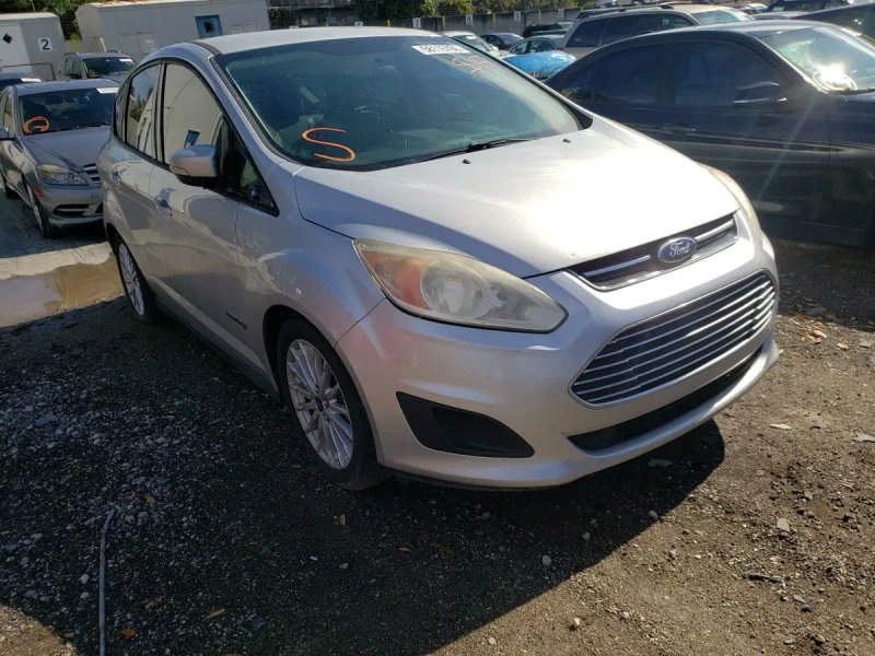 Ford C-Max Hybrid USA 2012-2018 Запчастини Крило Розборка США Разборка — фото 2