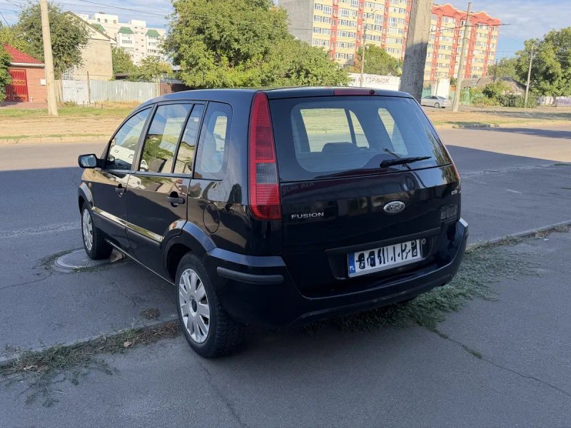 Ford Fusion 1.4 tdi — фото 4