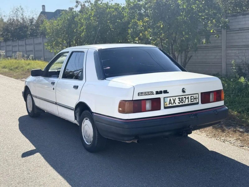 Ford Sierra  2.0 газ/бензин — фото 3