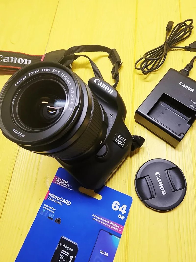 Фотоаппарат Canon EOS 2000D kit 18-55 III + SD 64 Gb ( пробег 400 кадров) — фото 2