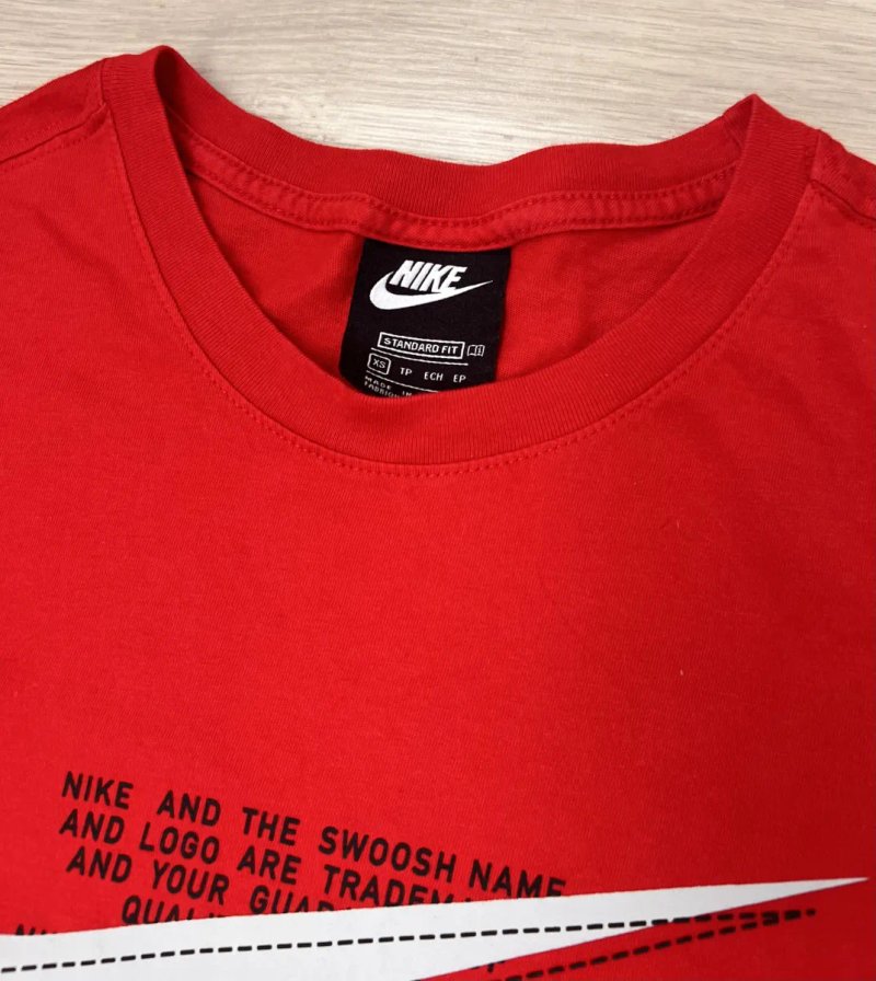 Футболка Nike, розмір Xs — фото 2
