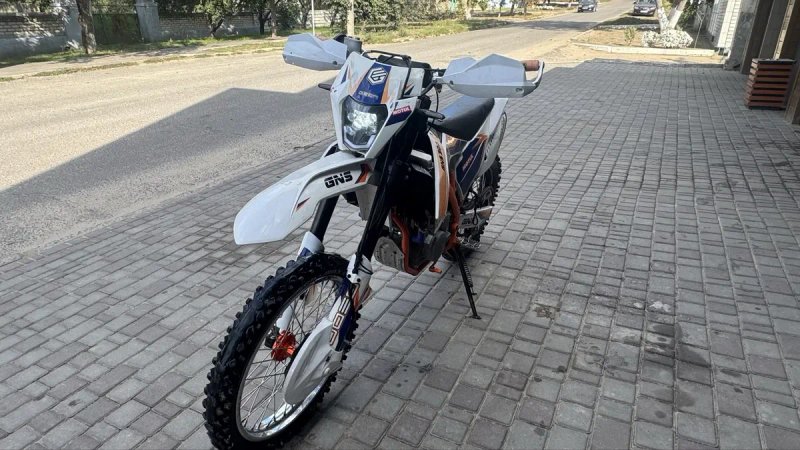 Geon GNS 300 Dakar — фото 3