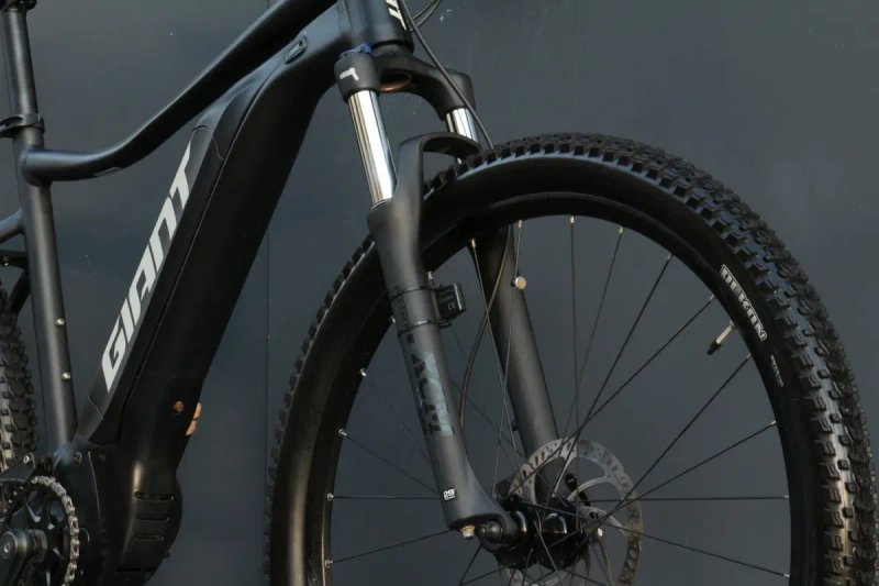 Гірський електровелосипед Giant Talon E+ 29 2 .Yamaha, Shimano — фото 5