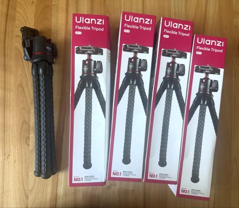 Гнучкий штатив Ulanzi MT-11 з кріпленням для смартфона та додатковою різьбою 1/4
