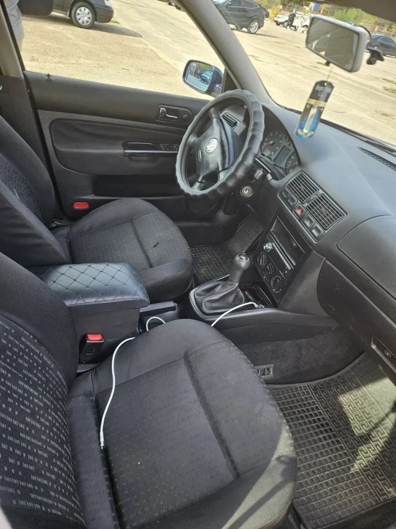 Golf 4 1.4 benz в родной краске — фото 3