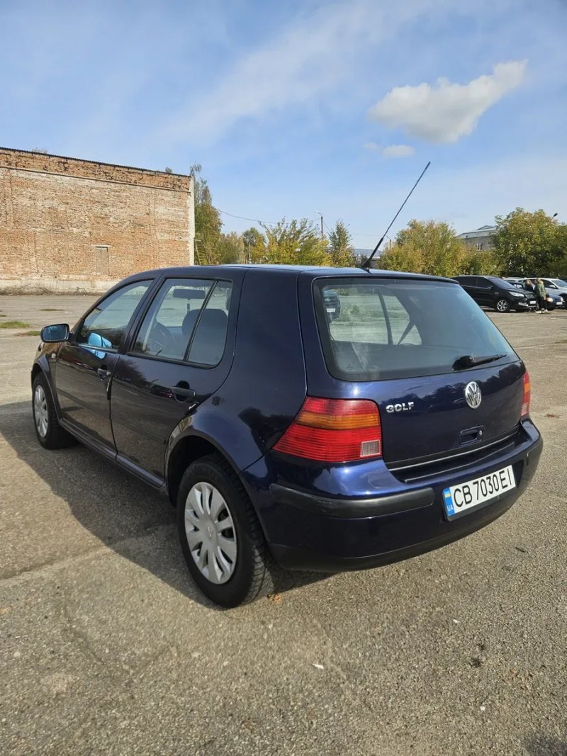Golf 4 1.4 benz в родной краске — фото 5
