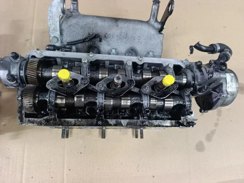 Головка блоку циліндрів Audi A6 C5 A4 B6 B7 Passat B5 головка audi a6 c5 passat b5 2.5 — фото 3