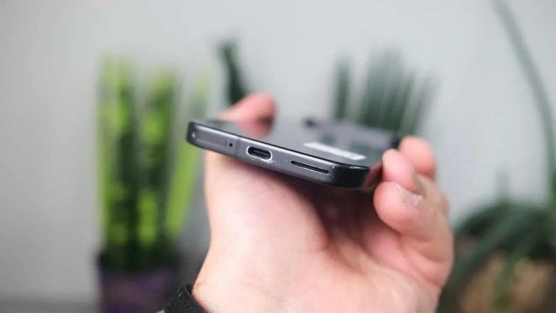 Google Pixel 9 12/128GB Obsidian neverlock  без вигорань — фото 3