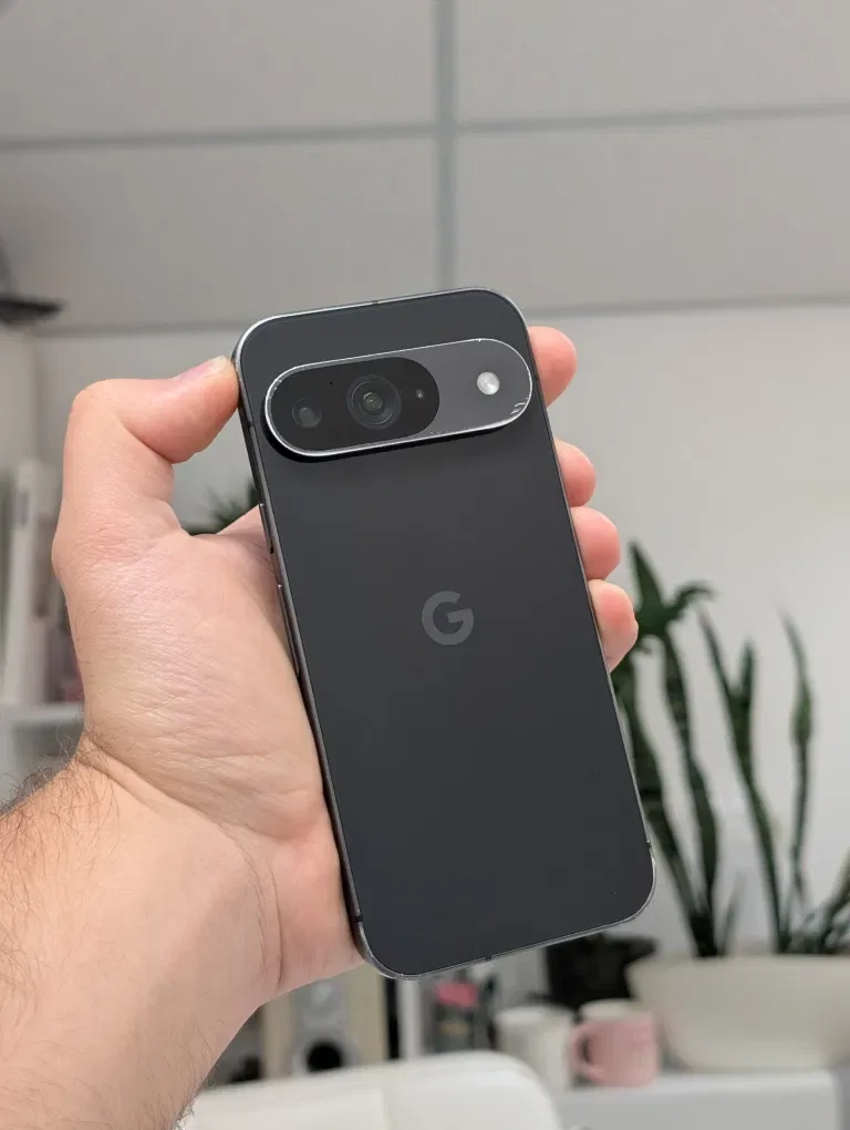 Google Pixel 9 12/128GB Obsidian Neverlock, Піксель 9 128ГБ, Акумулятор 93% — фото 2