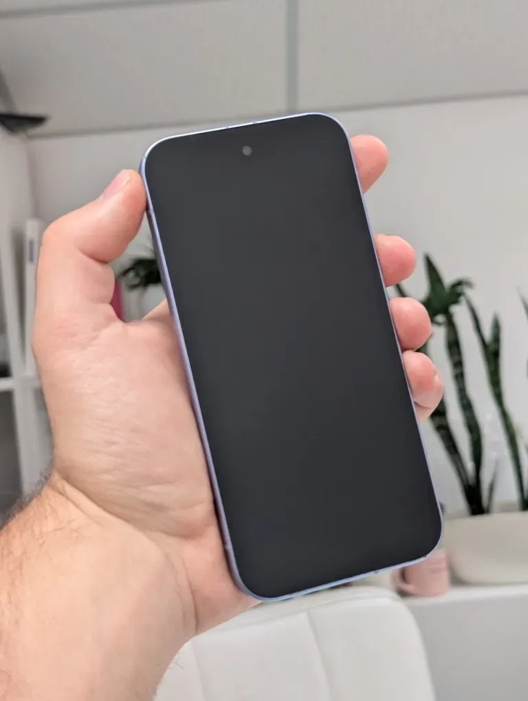 Google Pixel 9a 8/128GB Iris Neverlock, Піксель 9а 128ГБ Гарний стан, 7 циклів — фото 2