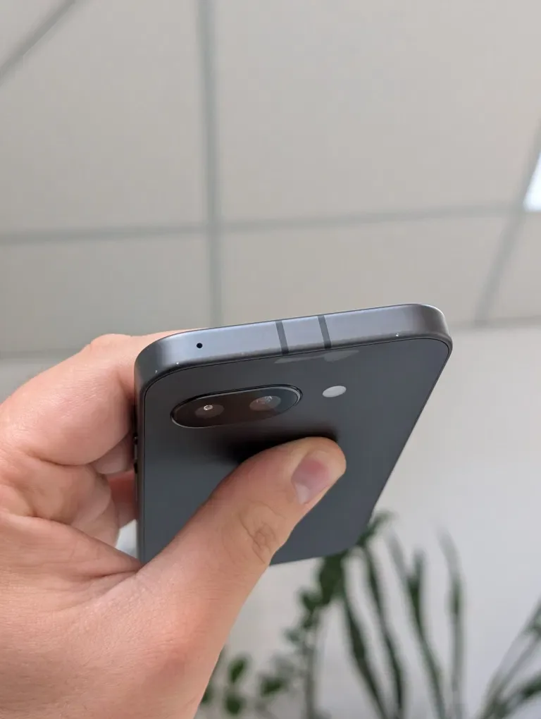 Google Pixel 9a 8/128GB Obsidian Neverlock, Піксель 9а 128ГБ Неверлок, 98% АКБ — фото 5