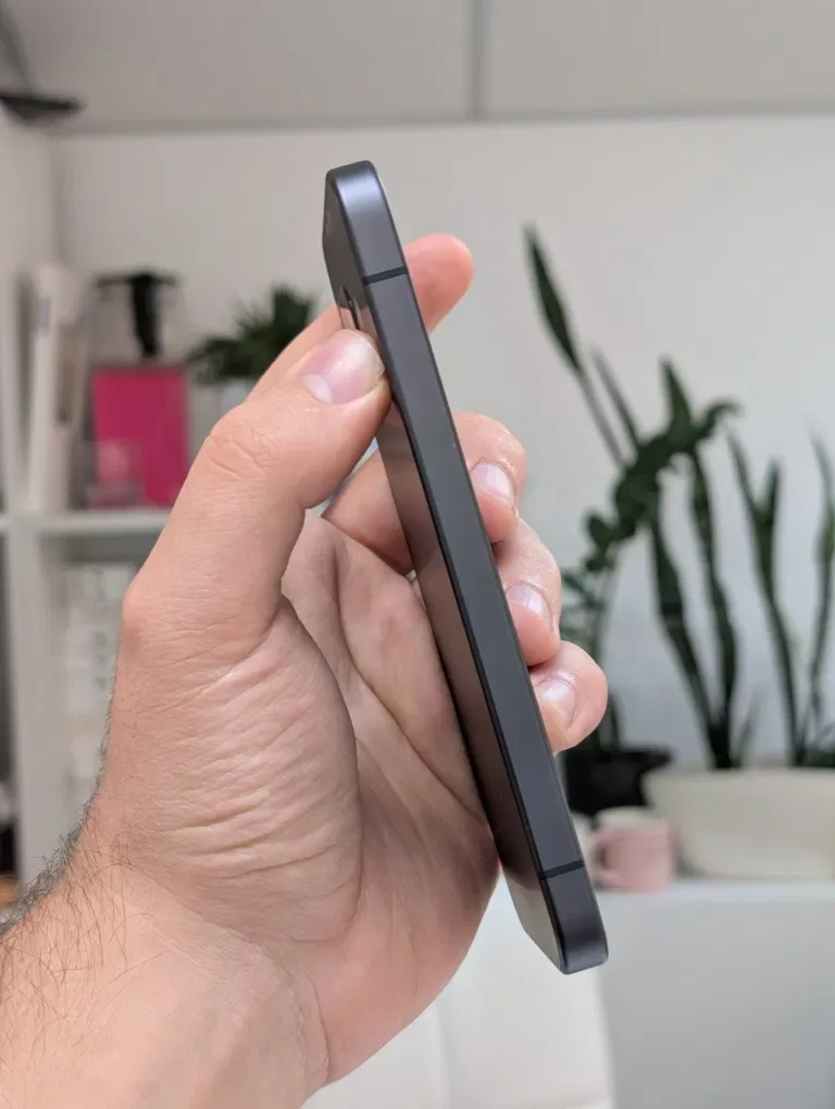 Google Pixel 9a 8/128GB Obsidian Neverlock, Піксель 9а 128ГБ Неверлок, 98% АКБ — фото 6