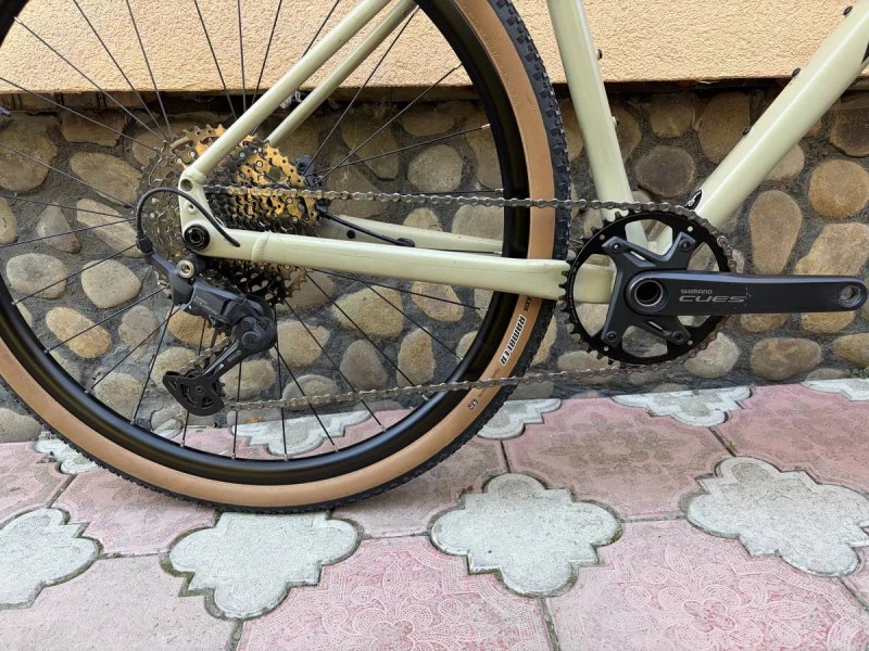 Гравійний KTM Gravelator 25 | 2026 | CUES 1×11 | Гідравліка | Maxxis Rambler 700×45 гравел — фото 3