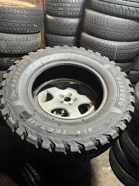 Грязева резина R17 265/65 Radburg All-Terrain