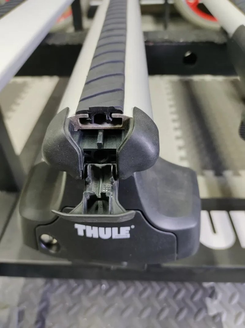 Гумка Резинка Ущільнювач в Т-паз для поперечин Thule Wingbar Wingbar edge Aerobar Mont blanc Гумки для оригінальних поперечин — фото 3