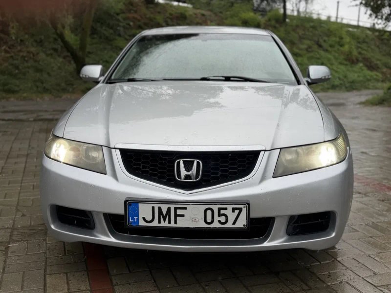 Honda Accord 2.2 дизель универсал идеальное состояние — фото 2