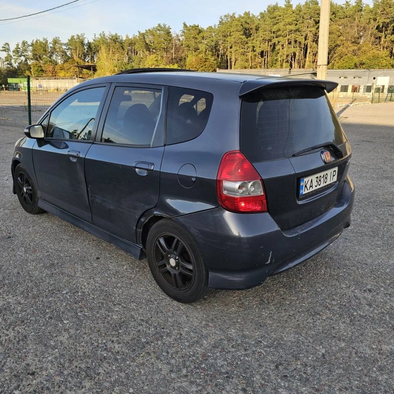 Honda jazz  1.3 бензин — фото 6