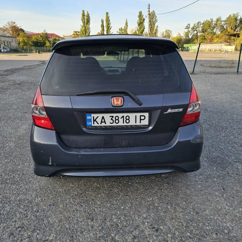 Honda jazz  1.3 бензин — фото 7