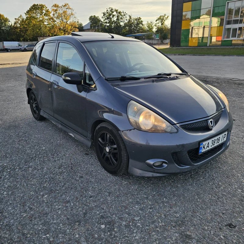 Honda jazz  1.3 бензин — фото 8
