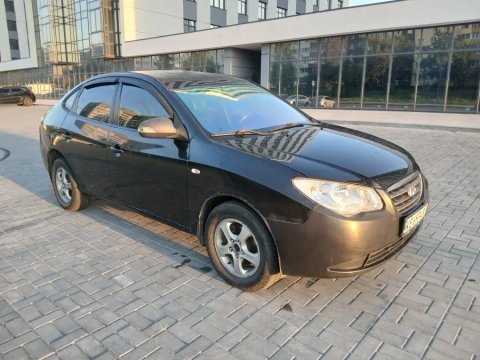 Hyundai Elantra 2.0 газ