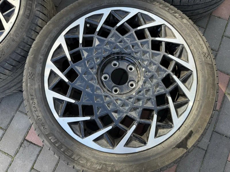 Hyundai Ioniq 5 Диск Диски R19 R20 комплектом і по штучно РОЗБОРКА ЗАПЧАСТИНИ — фото 4