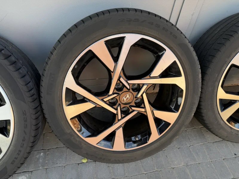 Hyundai kona титанові диски r18 5/14.3 — фото 3