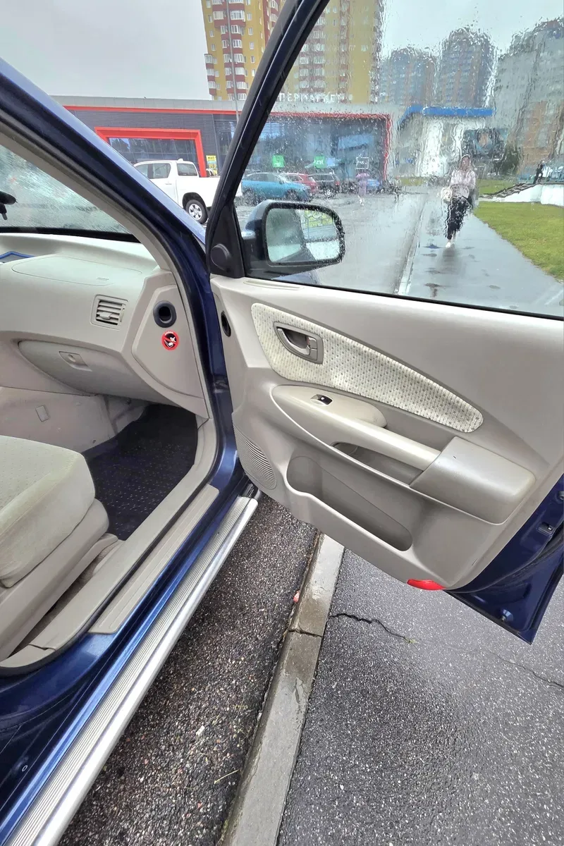 Hyundai Tucson 2.0d. Дуже гарний стан — фото 4