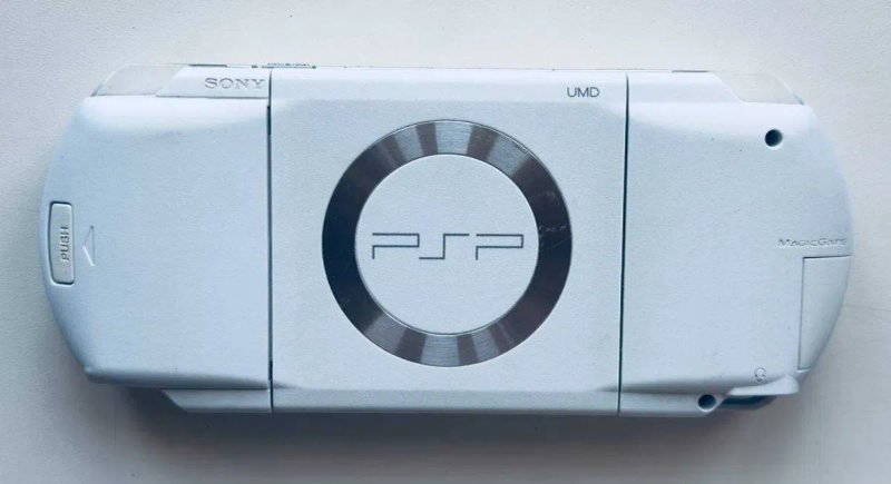Ігрова консоль Sony PlayStation Portable 1003, біла — фото 4