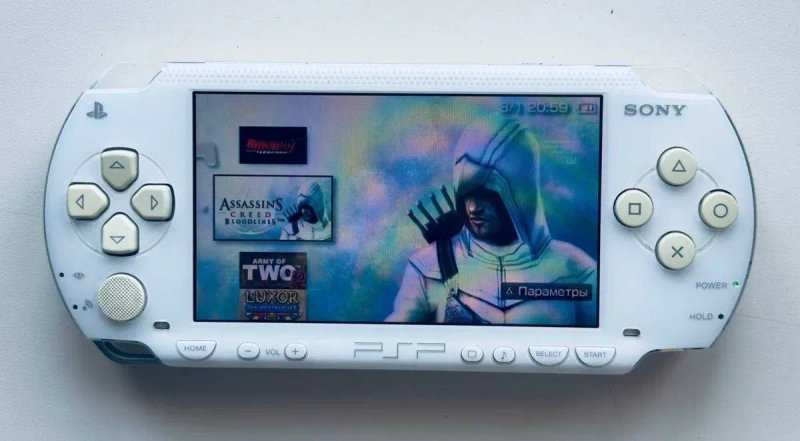 Ігрова консоль Sony PlayStation Portable 1003, біла — фото 6