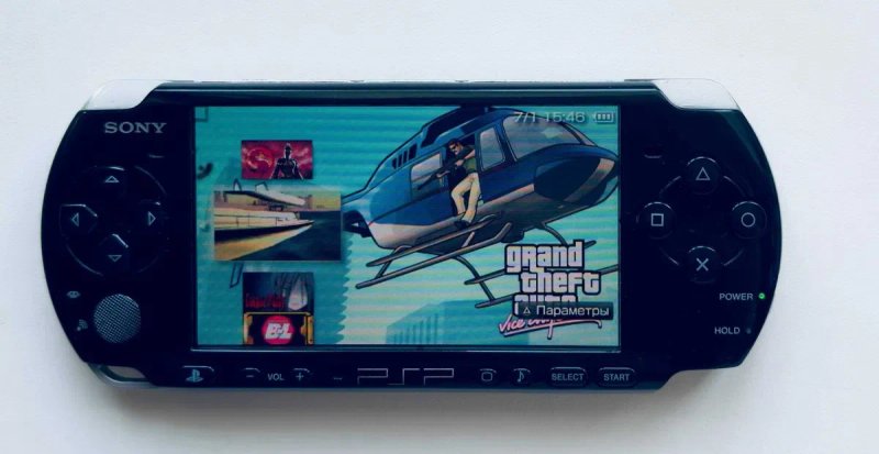 Ігрова консоль Sony PlayStation Portable 3003, чорна — фото 4