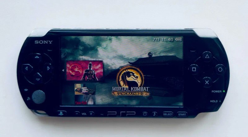 Ігрова консоль Sony PlayStation Portable 3003, чорна — фото 6