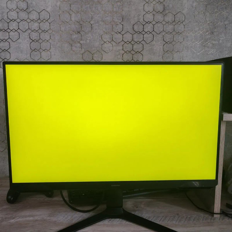 Ігровий монітор 180Hz Samsung Odyssey G3 24" / Коробка — фото 6