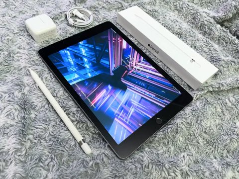 IPad 6 (32 gb) LTE, хорошее состояние! А1954