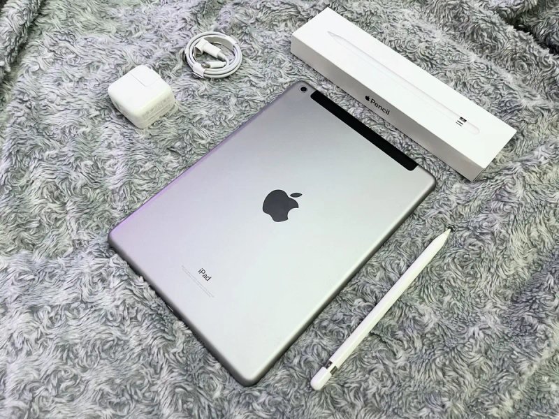 IPad 6 (32 gb) LTE, хорошее состояние! А1954 — фото 2