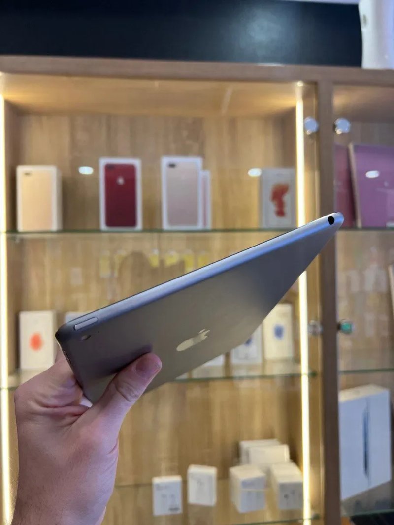 iPad Air 2 64 gb Space Gray Wifi 9.7 планшет з гарантією. ігри робота — фото 2