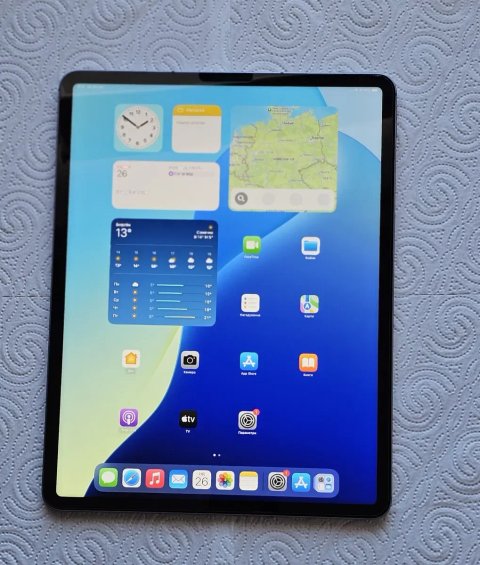 Ipad pro 6 gen 512гб A2764 батарея 99%