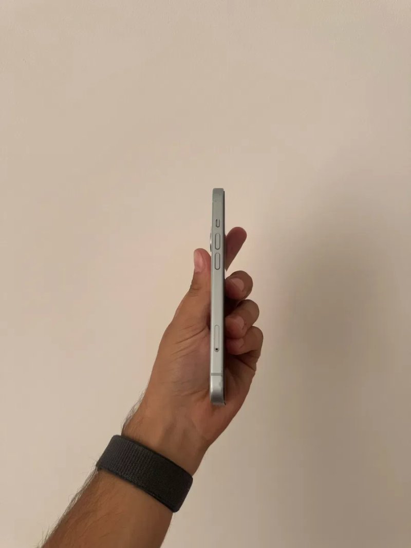 Iphone 15 128 GB Global Neverlock — фото 8
