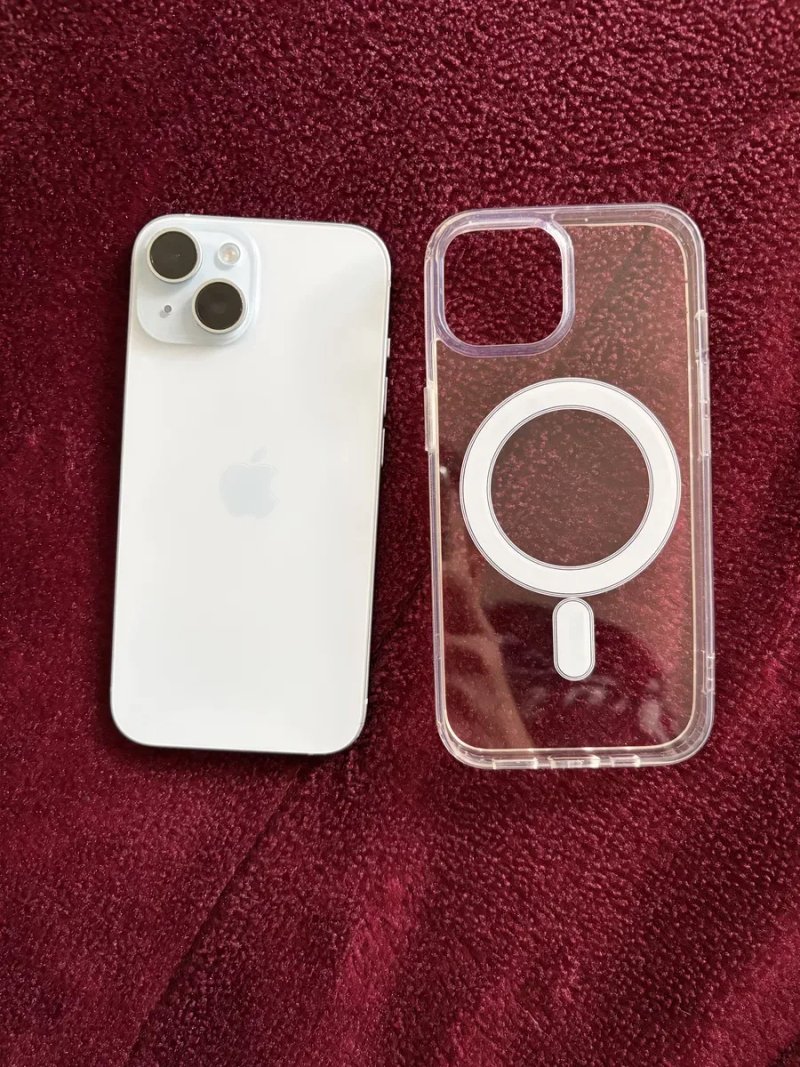 Iphone 15, 93% батарея — фото 8