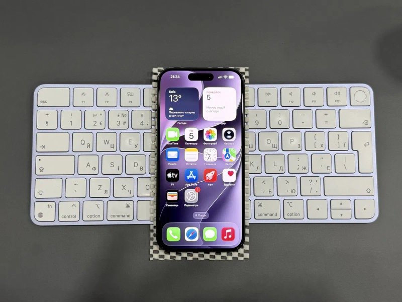 iPhone 15 Pro 128GB Black Titanium, Neverlock, eSIM (АКБ 86%) — фото 2