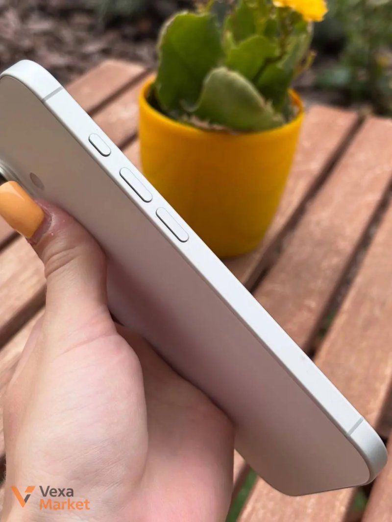 iPhone 15 Pro 256GB White — фото 4