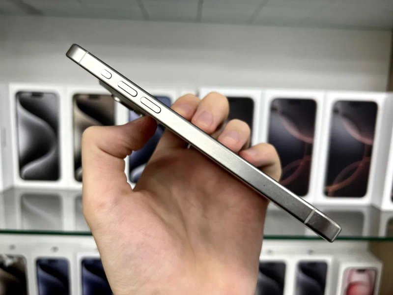 iPhone 15 Pro Max 256 GB Neverlock | Магазин | Гарантія — фото 4