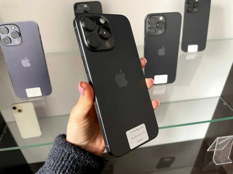 iPhone 15 Pro Max 256 Gb Neverlock / Магазин + Гарантія — фото 2