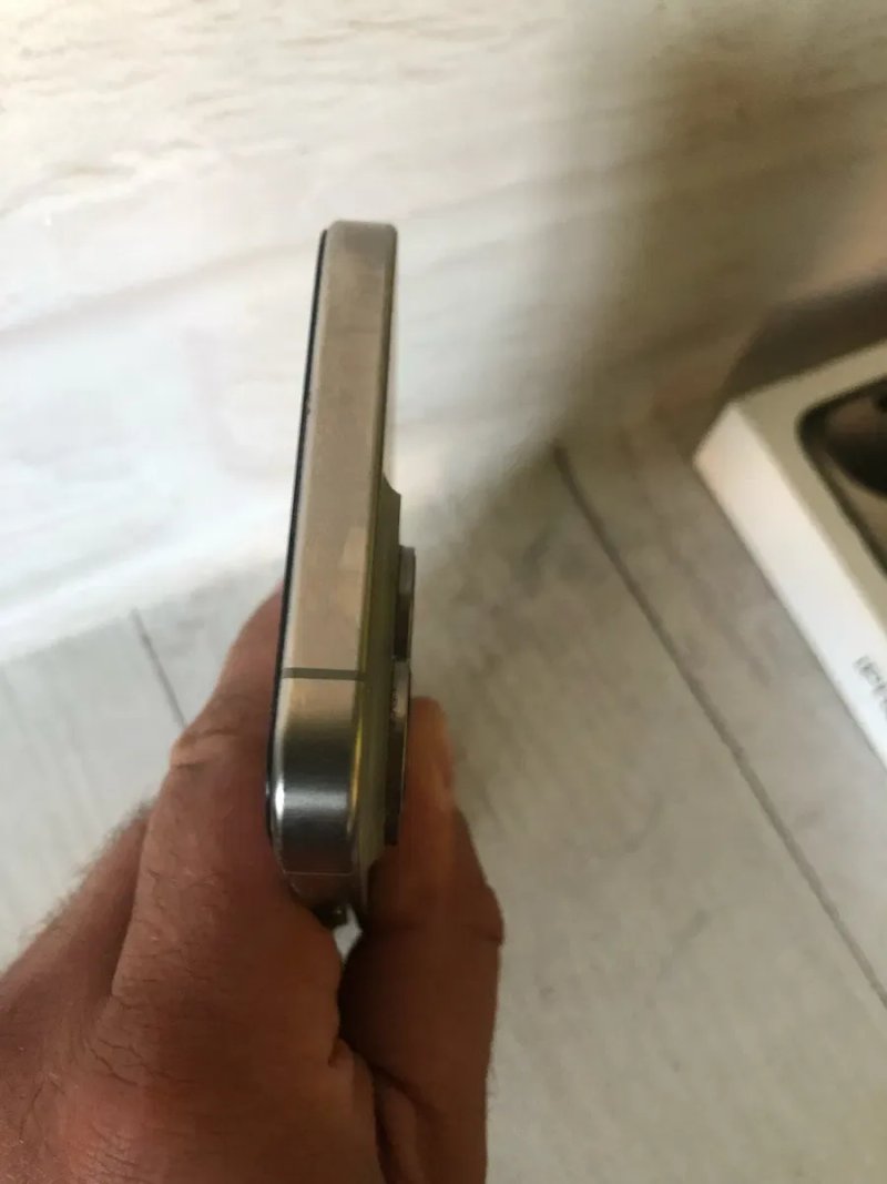 iPhone 15 Pro Max 256 Natural Titanium как новый — фото 3