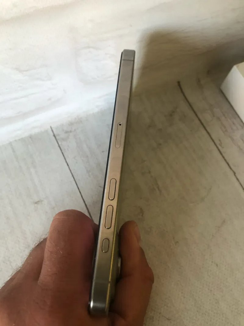 iPhone 15 Pro Max 256 Natural Titanium как новый — фото 4