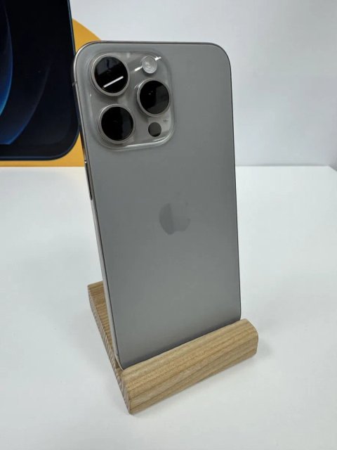 iPhone 15 Pro Max 512 GB Natural Titanium