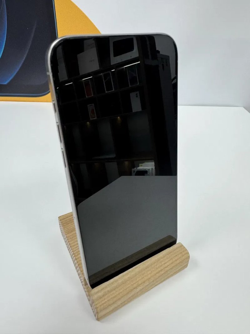 iPhone 15 Pro Max 512 GB Natural Titanium — фото 6