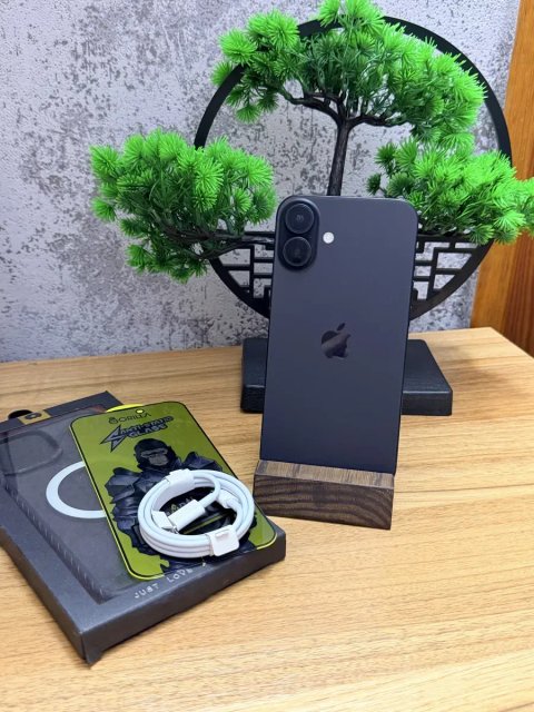 iPhone 16+ на 128 гб в хорошому стані є Обмін
